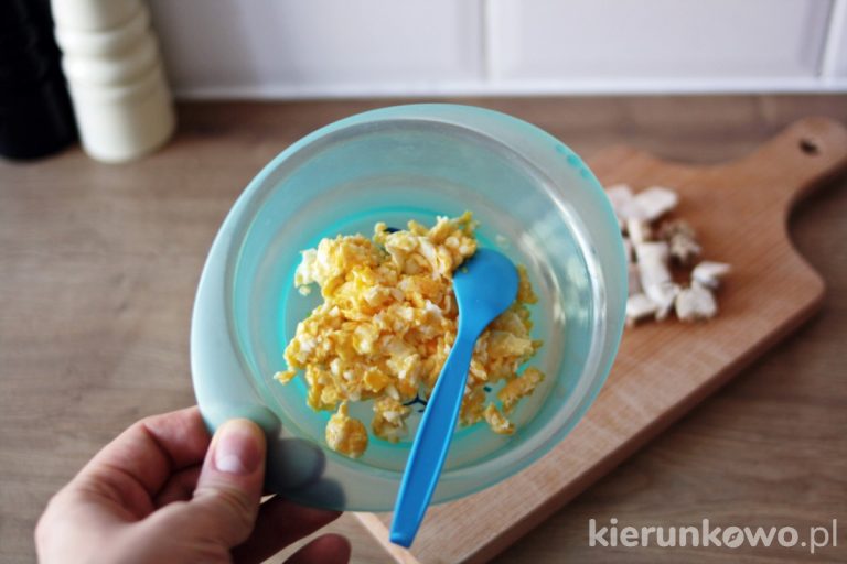 Jajecznica dla dzieci, czyli “jajo” na śniadanie [7 m+]