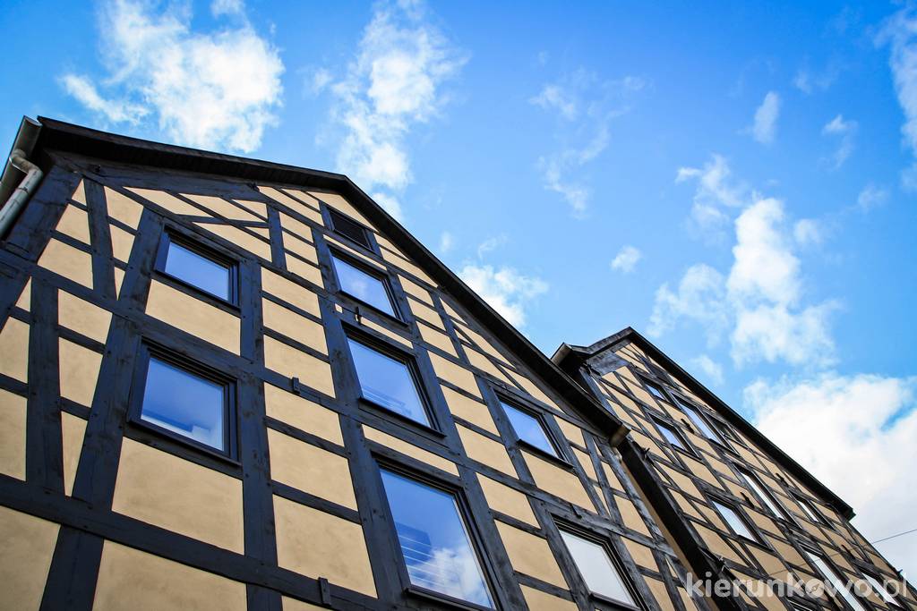 Szczyty szachulcowych ścian bydgoskich spichlerzy