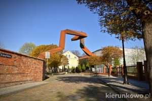 przekrój poznania instalacja rzeźba dawne wały obronne mieszka I ostrów tumski w poznaniu