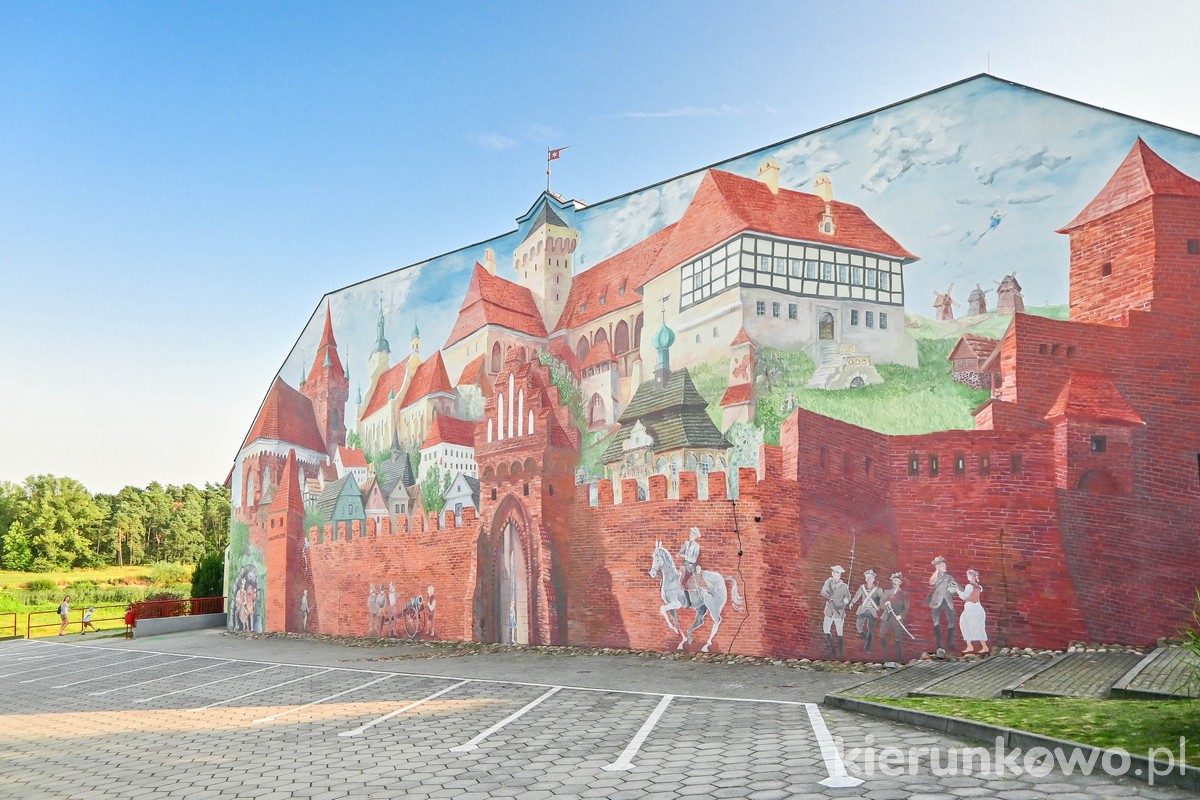 mural historyczny w pyzdrach