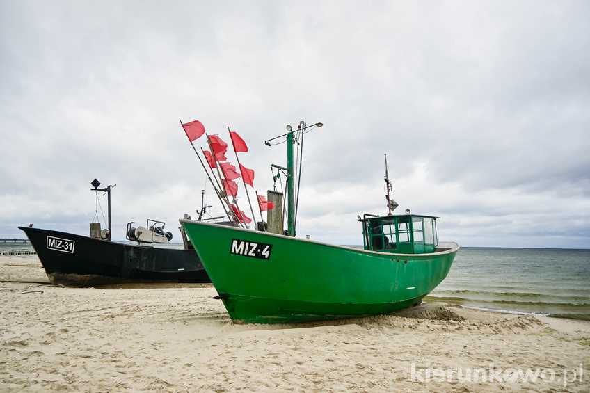 Przystań rybacka na plaży w Międzyzdrojach