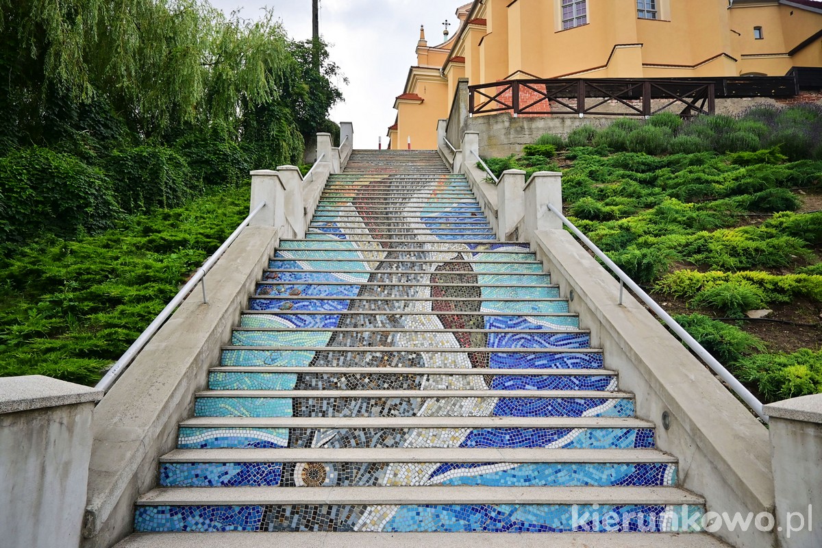Mozaikowe schody