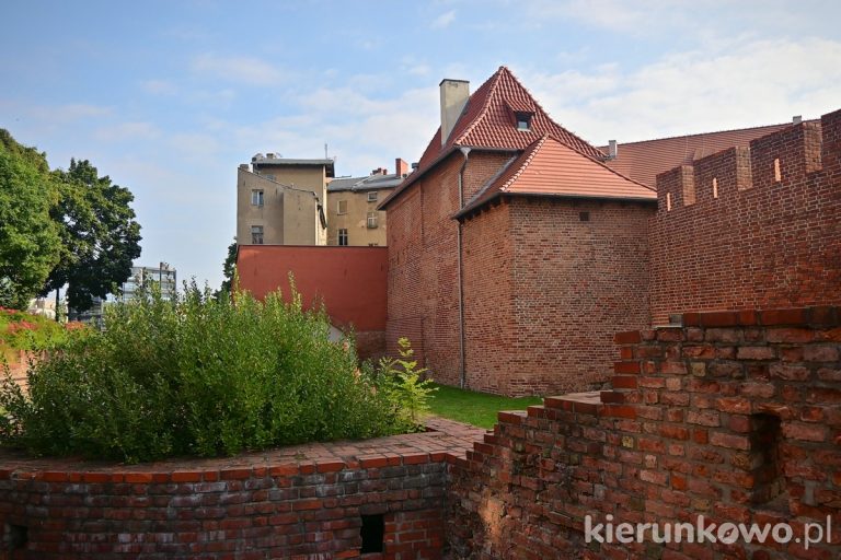 mury miejskie w Poznaniu stare miasto w poznaniu