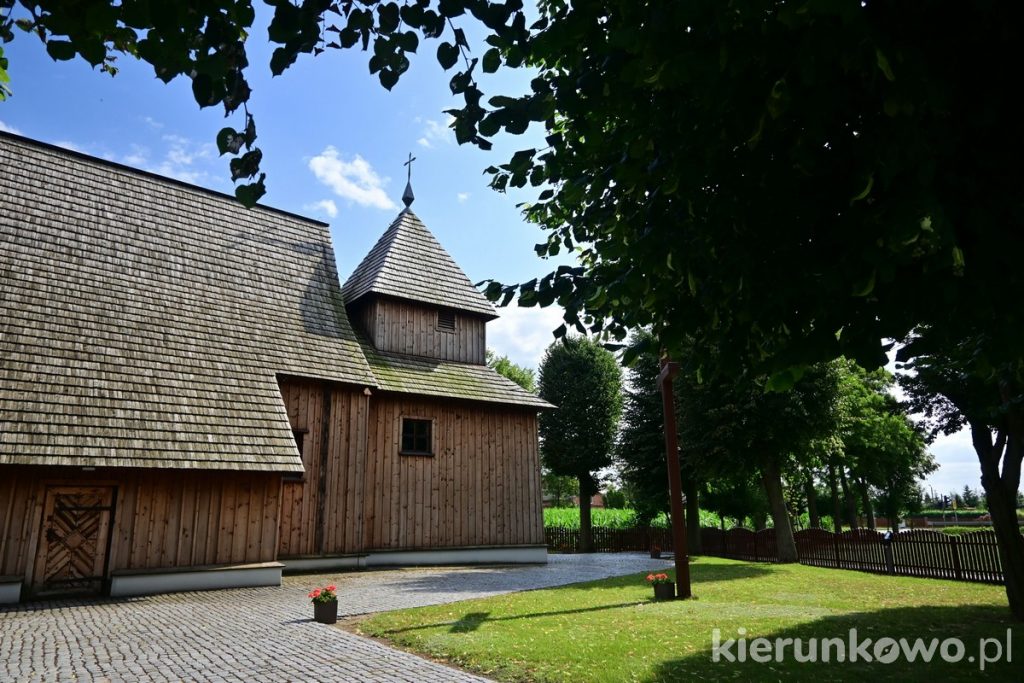 skarby architektury drewnianej kościół nowa wieś królewska