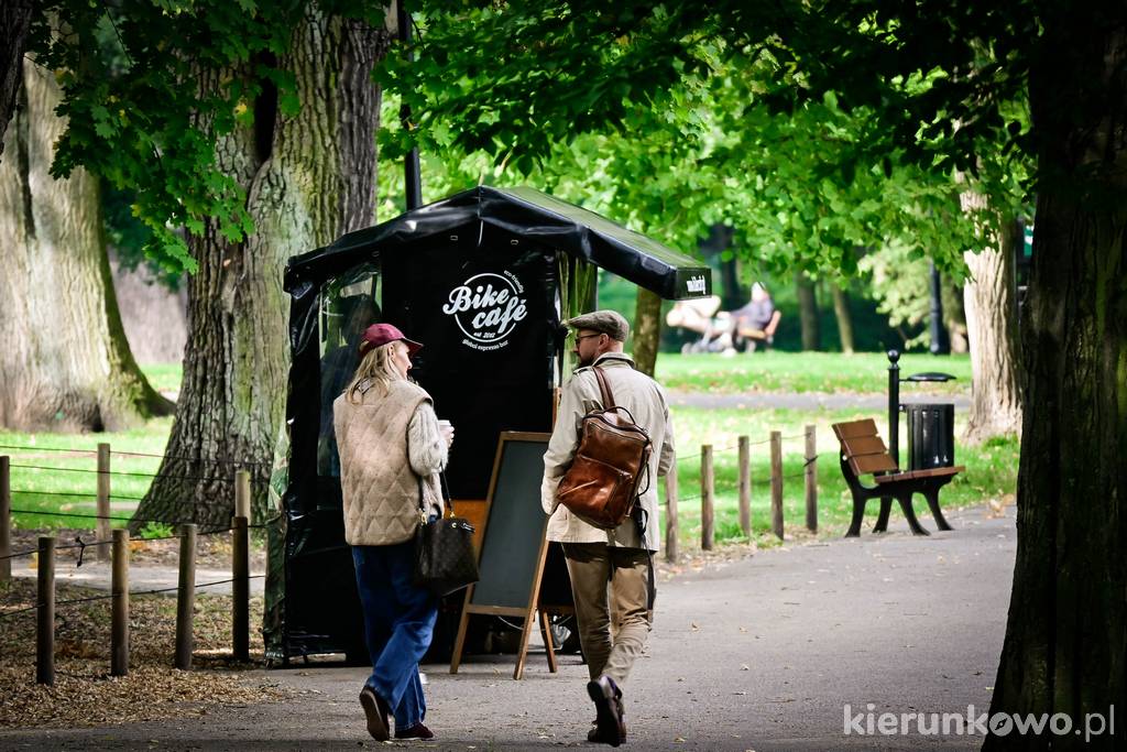 Park Sołacki to jeden z najpopularniejszych parków w Poznaniu