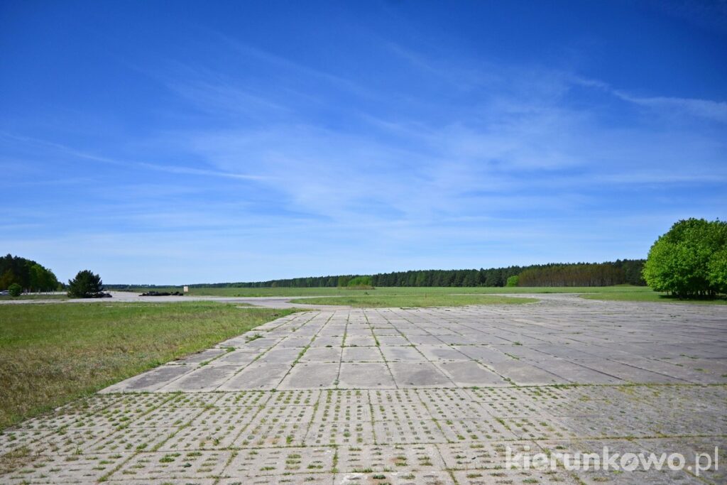 dawne lotnisko wojskowe piła lądowisko pła
