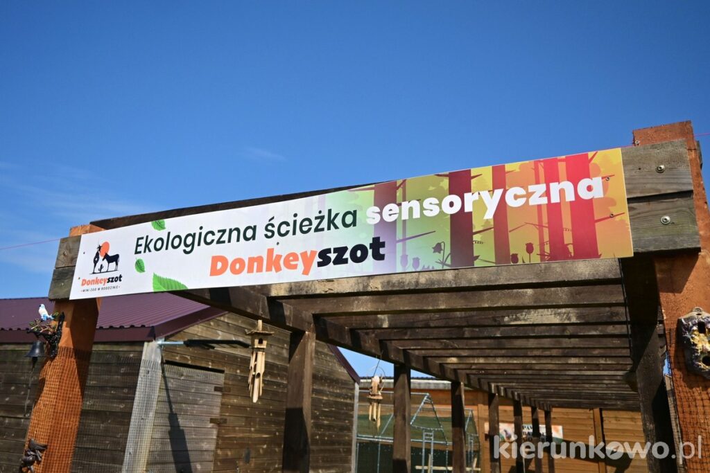 ekologiczna ścieżka sensoryczna mini zoo w rogozinie