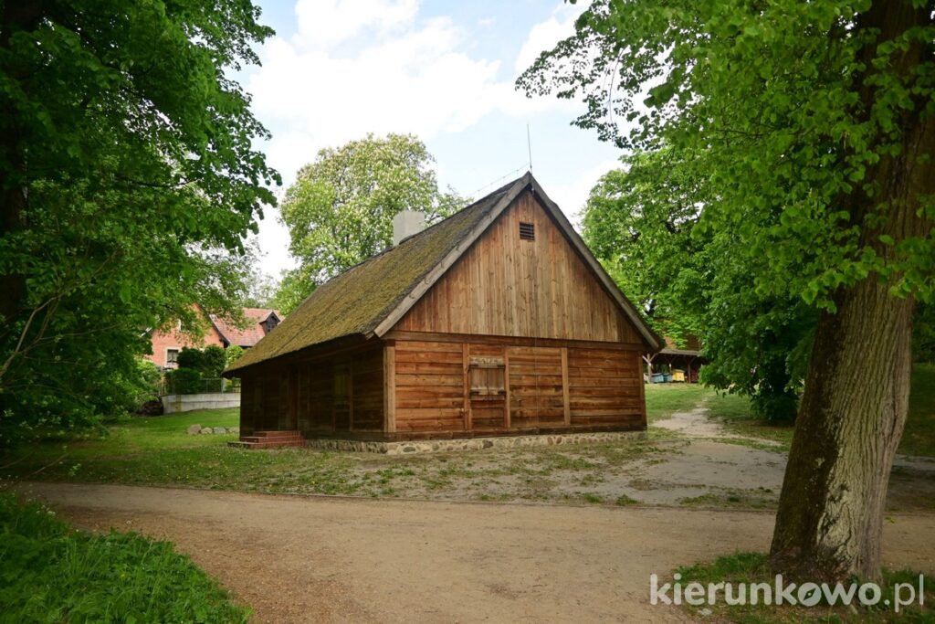 chata barnika muzeum leśnictwa w gołuchowie