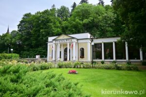 duszniki-zdrój atrakcje pijalnia wód minaralnych w dusznikach-zdroju