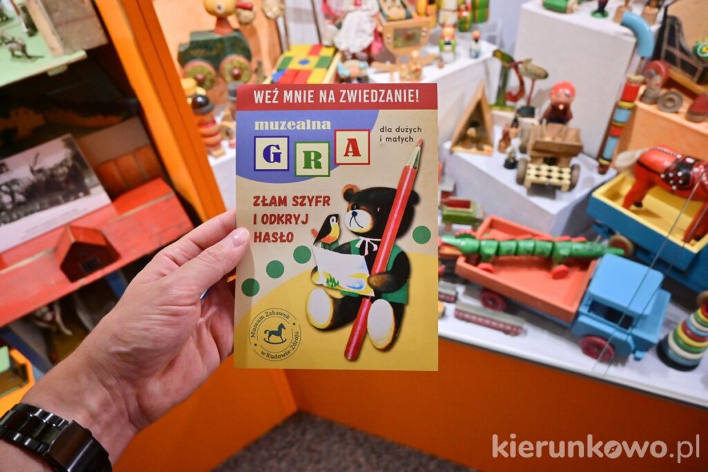 kudowa muzeum zabawe gra dla dzieci szukanie literek