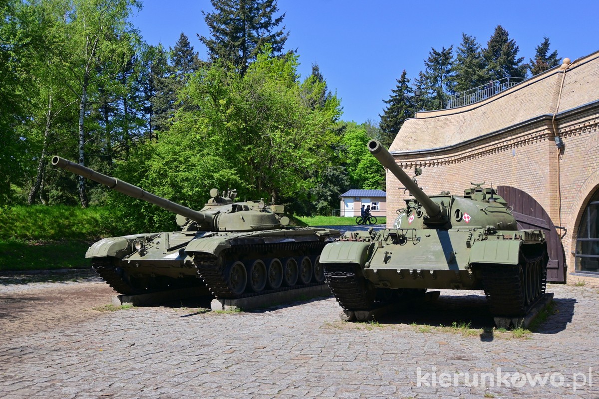 Muzeum Uzbrojenia w Poznaniu czołgi cytadel poznań t-72 t-55