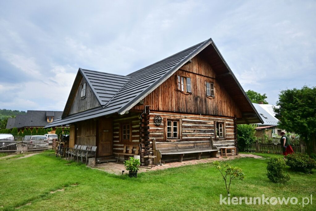 chata drewniana kudowa-zdrój