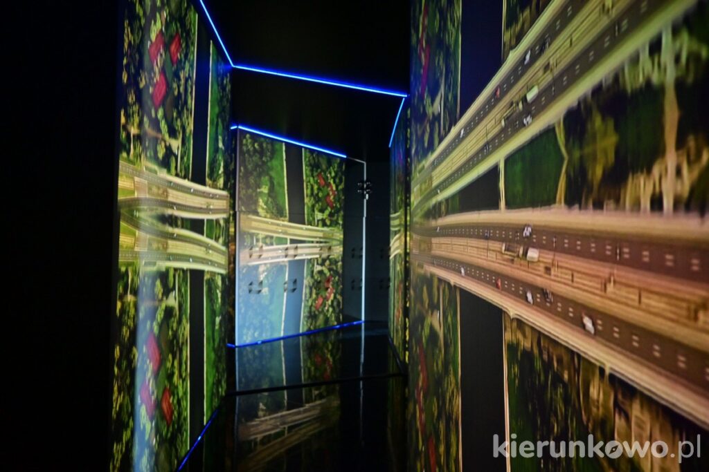 wyjście z ekspozycji interaktywne centrum historii ostrowa tumskiego ekany