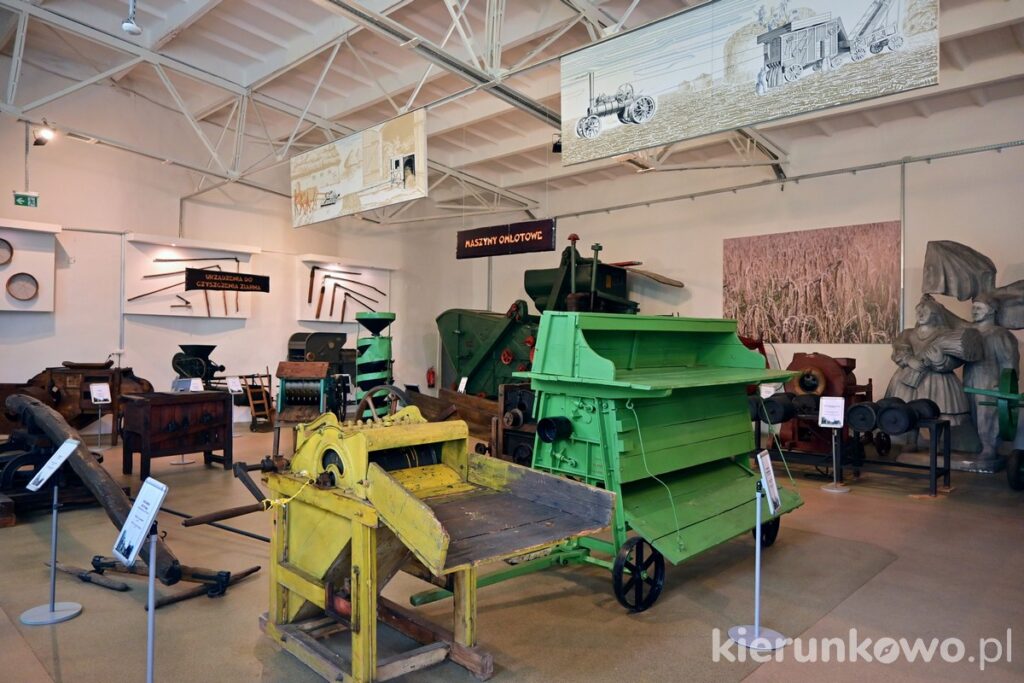 muzeum szreniawa ekspozycja maszyny rolnicze