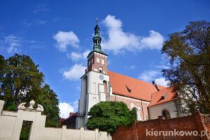 opactwo benedyktynów w lubiniu lubiń niezwykłe kościoły wielkopolski