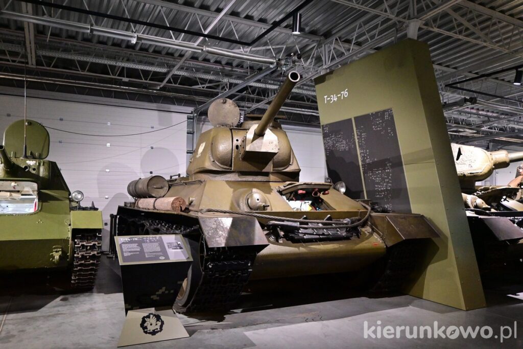 czołg t-34 76 armata 76 mm muzeum broni pancernej w poznaniu