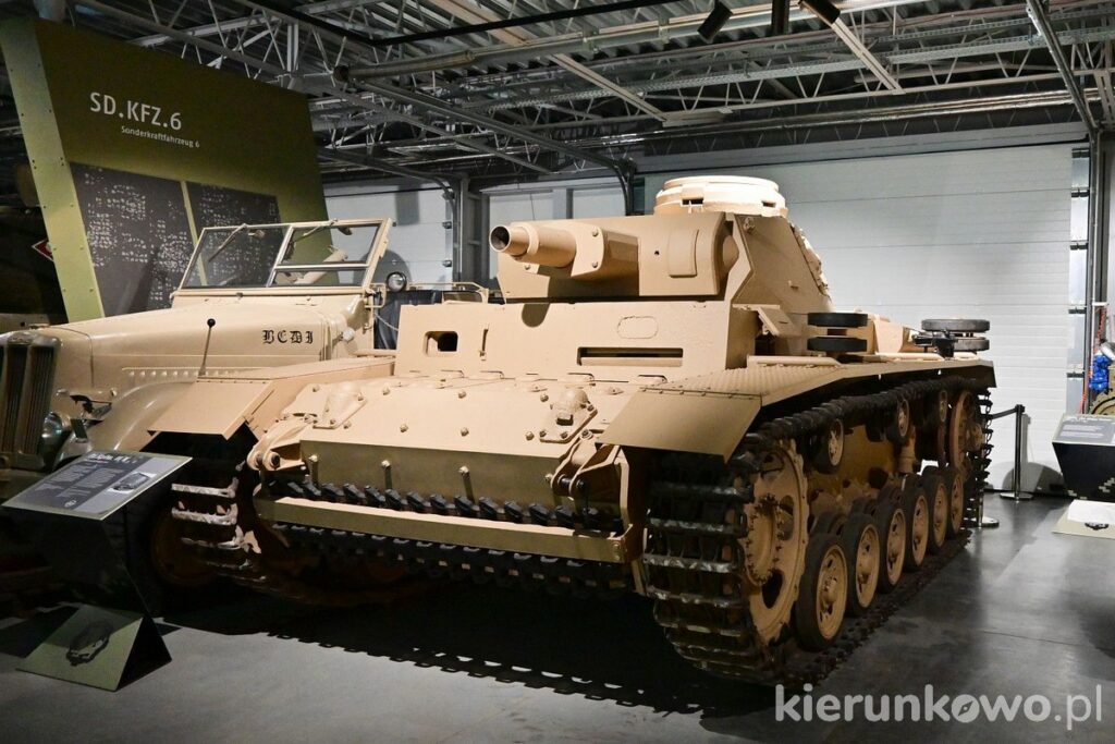 PzKpfw III Panzerkampfwagen III czołg średni II wojna światowa muzeum broni pancernej w poznaniu