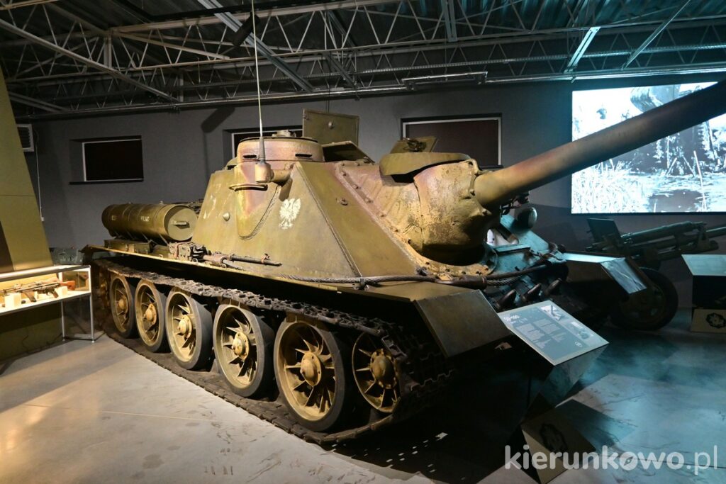 niszczyciel czołgów su-100 1944