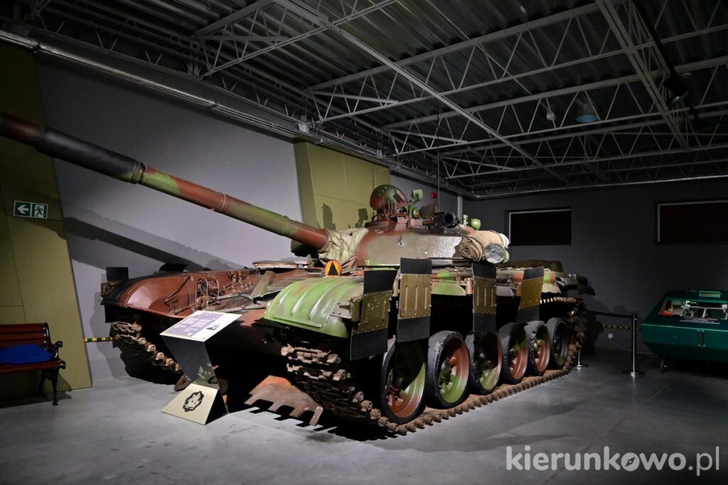 czołg t-72 muzeum broni pancernej w poznaniu