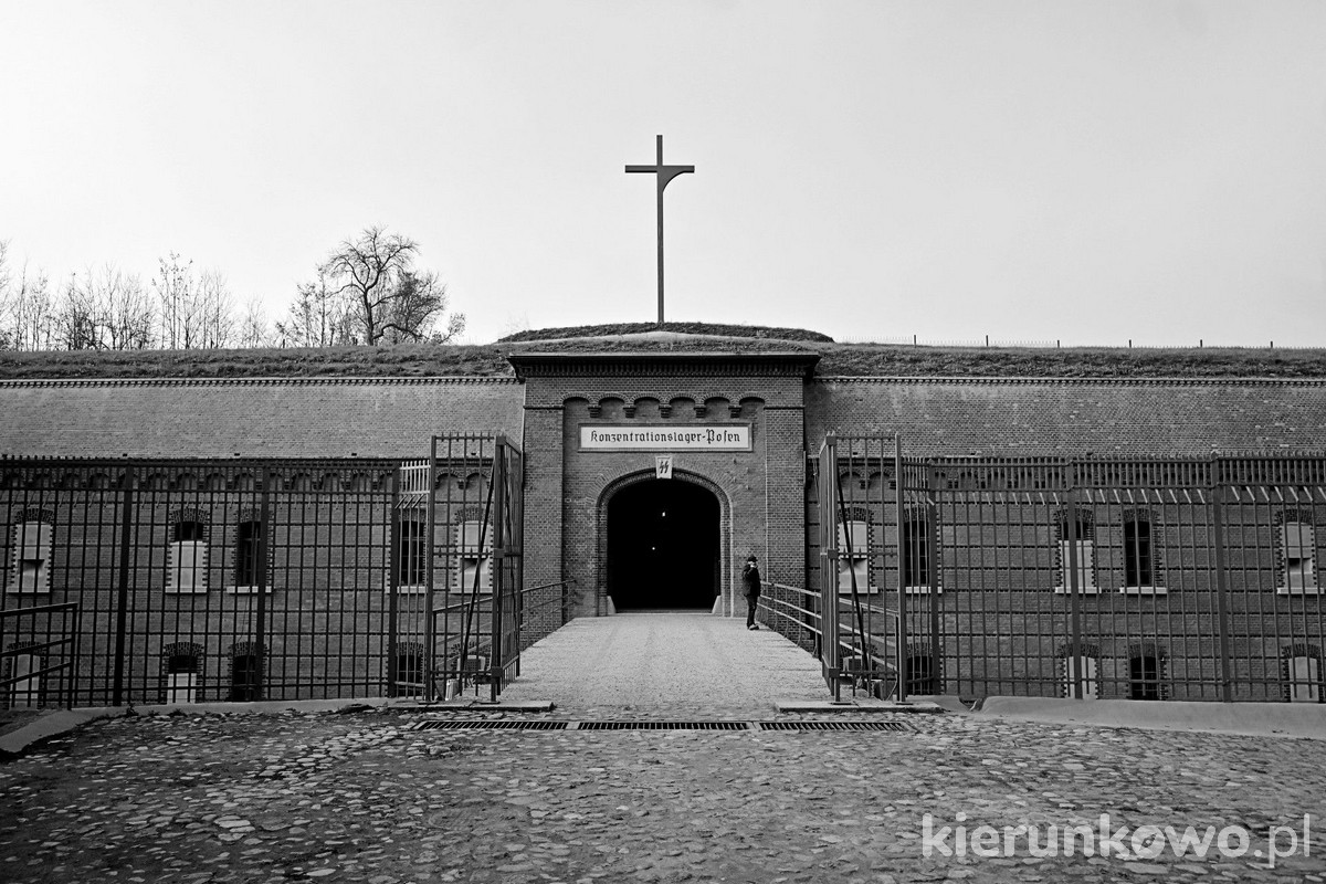 fort VII muzeum martyrologii Wielkopolan poznań konzetrationslager posen brama główna fort colomb