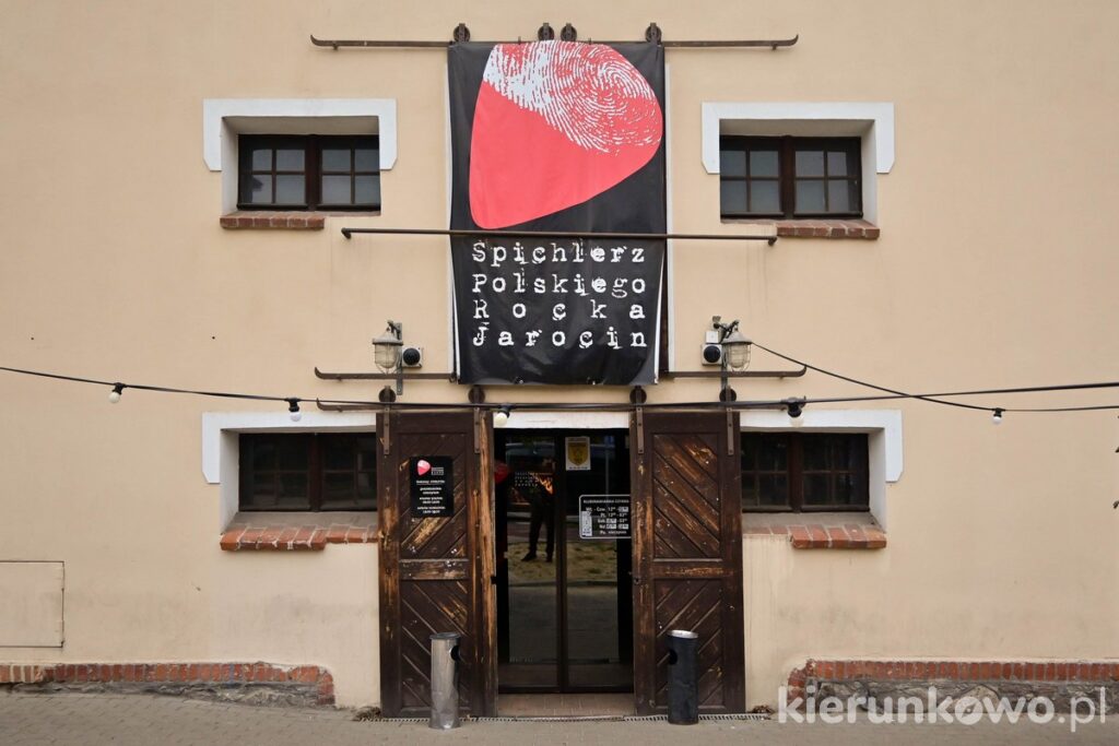 spichlerz polskiego rocka w Jarocinie muzeum regionalne w Jarocinie wejście