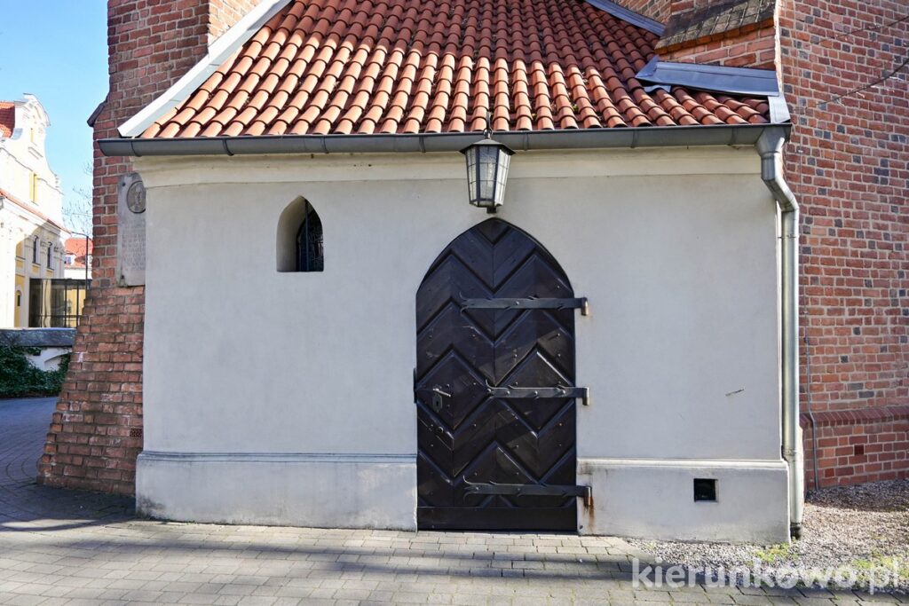 kościół pw. św. Małgorzaty poznań drzwi wejście