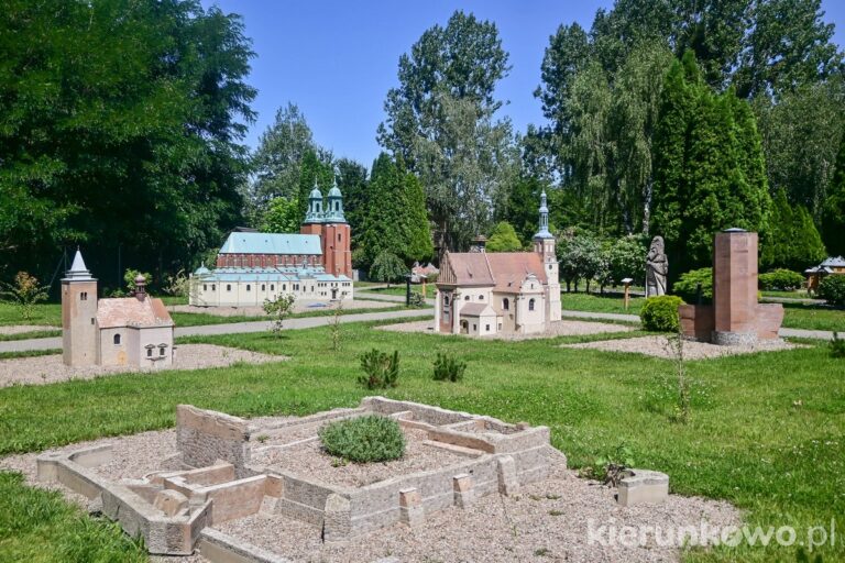 skansen miniatur szlaku piastowskiego w pobiedziskach