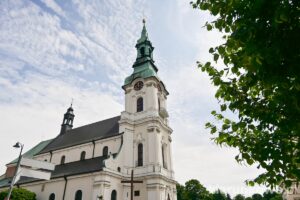 sanktuarium św. józefa w kaliszu kościół pw. Wniebowzięcia NMP