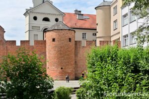 Baszta Dorotka i dawne mury miejskie w Kaliszu atrakcje w kaliszu