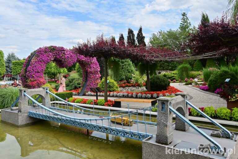 most grunwadzki makieta w parku miniatur w kłodzku