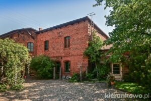 Muzeum Stolarstwa i Biskupizny w Krobii dawny zakład stolarski fabryka mebli teofil hałas meble drewniane