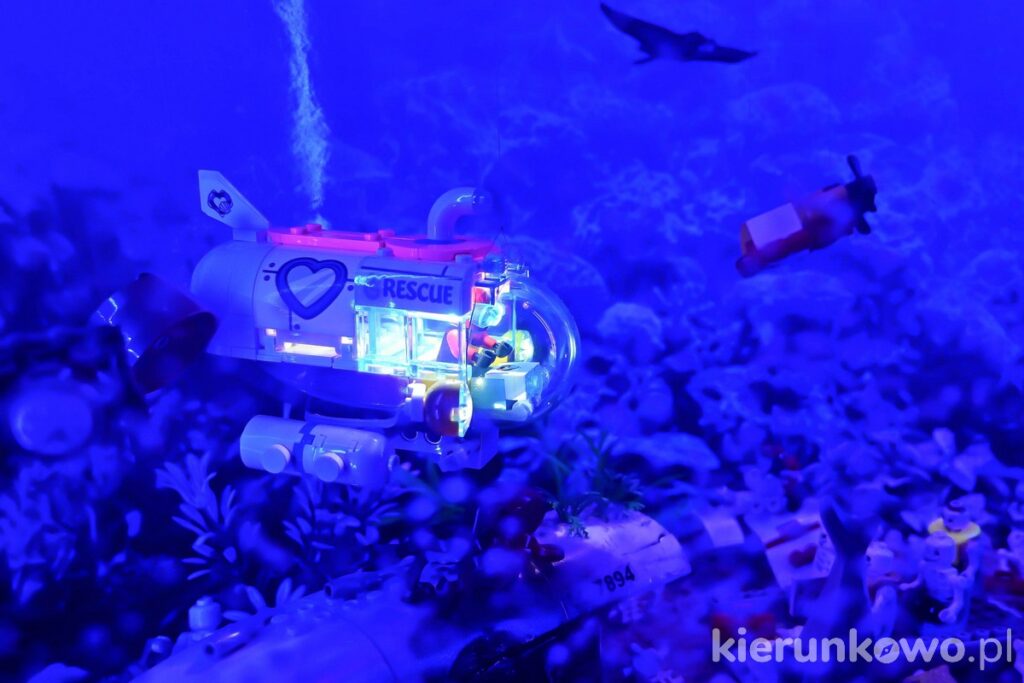 zestaw lego podwodny świat łódź podwodna muzeum karpacz Muzeum Techniki i Budowli z Klocków Lego muzeum klocków w karpaczu