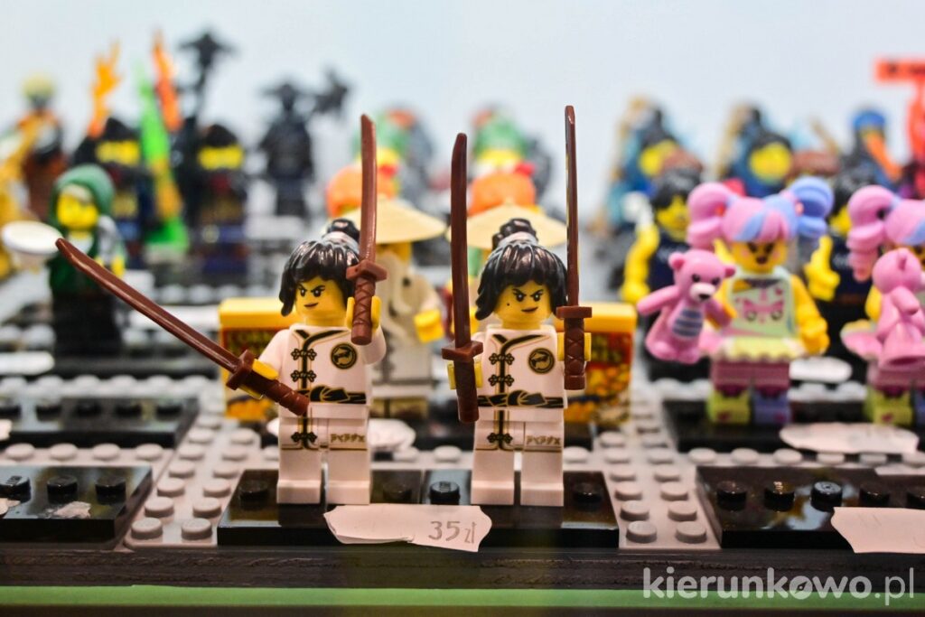figurki lego ludziki postacie sklep z klockami karpacz