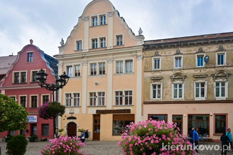 kamienice kowary strówka centrum miasta ulica 1 maja