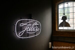 huta szkła kryształowego julia w piechowicach