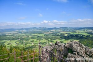 góry sokole szczyt sokolik duży platforma widokowa gdzie na majówkę pomysł na majówkę polska zachodnia atrakcje