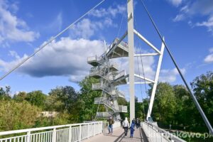 kładka w owińskach pieszo rowerowa widok na warte taras widokowy platforma widokowa