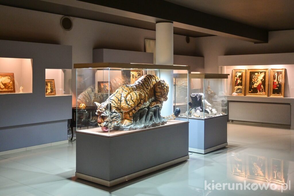 muzeum bursztynu w łebie atrakcje łeba