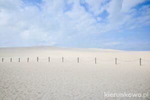 ruchome wydmy łeba Słowiński park narodowy madwiny mierzeja łebska morze piasku