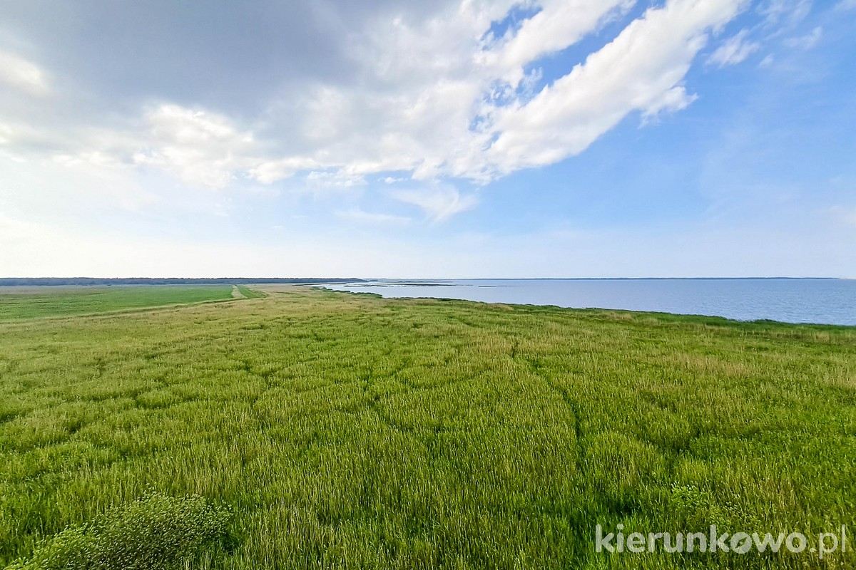 jezioro łebsko widok z punktu widokowego w klukach