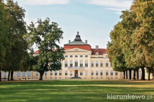 pałac w rogalinie rogalin atrakcje rogalin co warto zobaczyć Pomniki Historii w Wielkopolsce