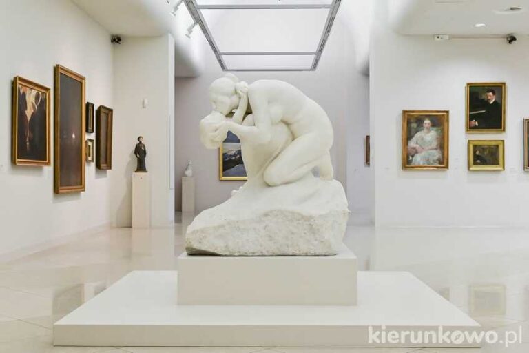 muzeum narodowe w poznaniu galeria malarstwa i rzeźby rzeźba wacław szymanowski macierzyństwo