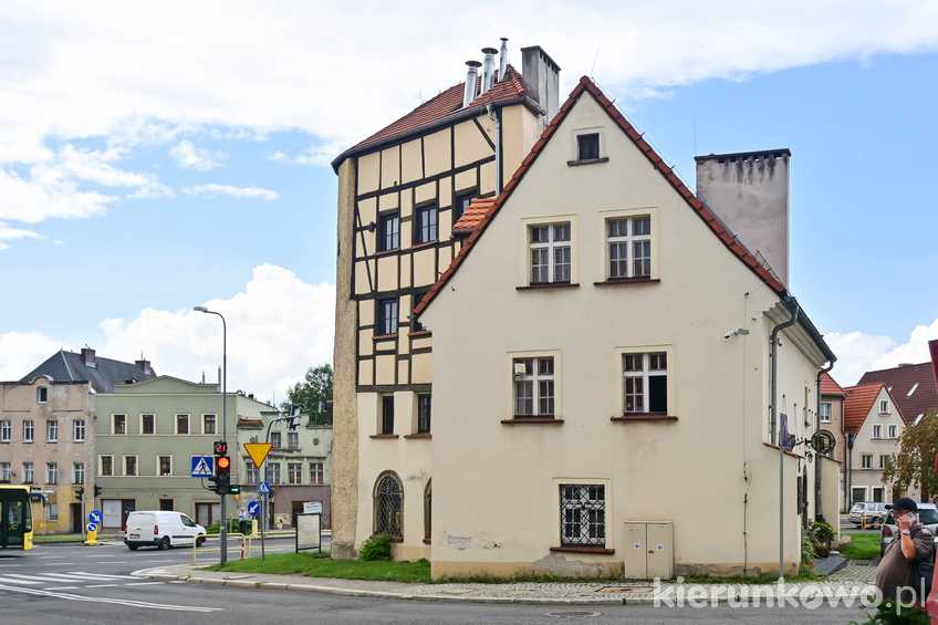 Baszta Grodzka (obecnie niewielki hotelik) jelenia góra atrakcje
