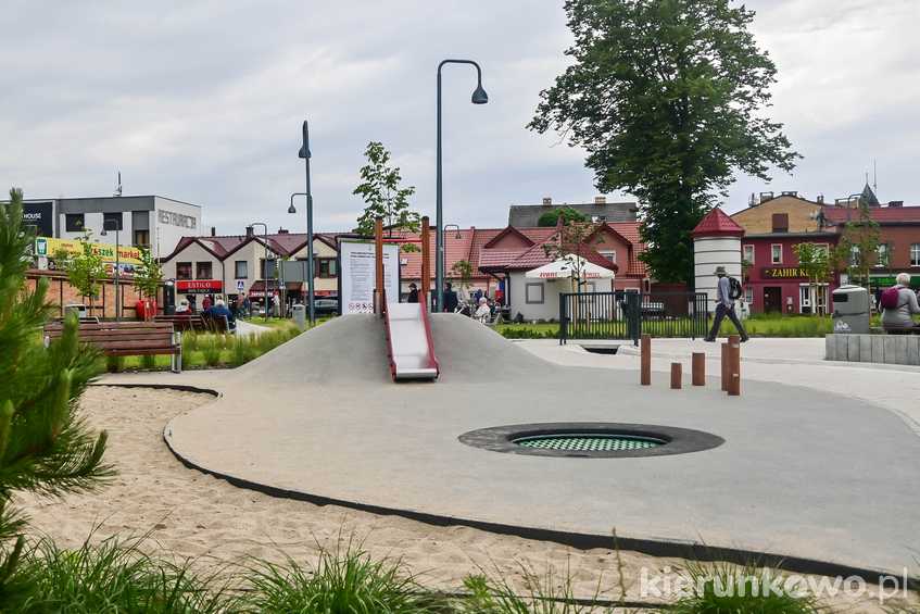 Niewielki plac zabaw na Skwerze Rybaka