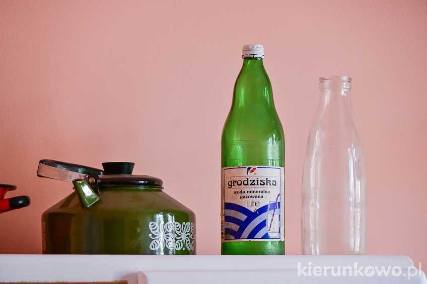 butelka woda grodziska czajnik prl szklana butelka na mleko