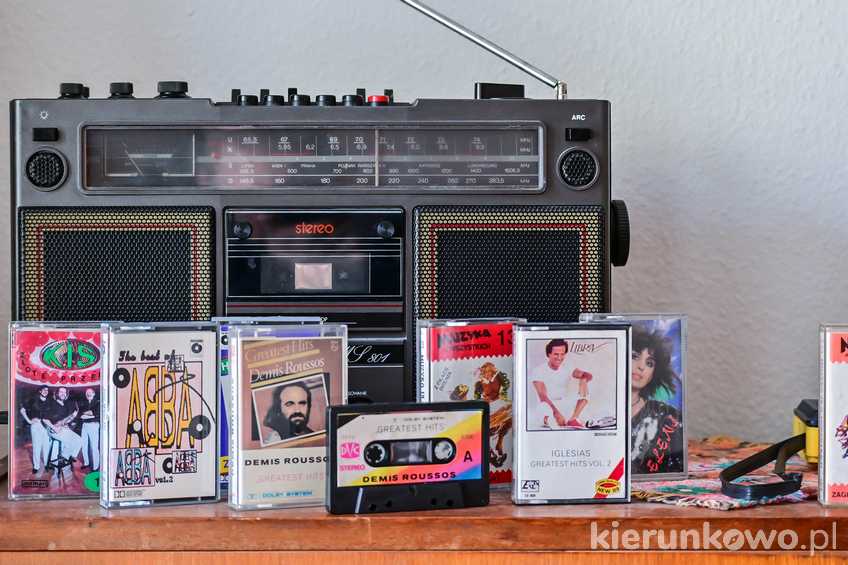 kasety radioodbiornik radiomagnetofon lata 80 90 70
