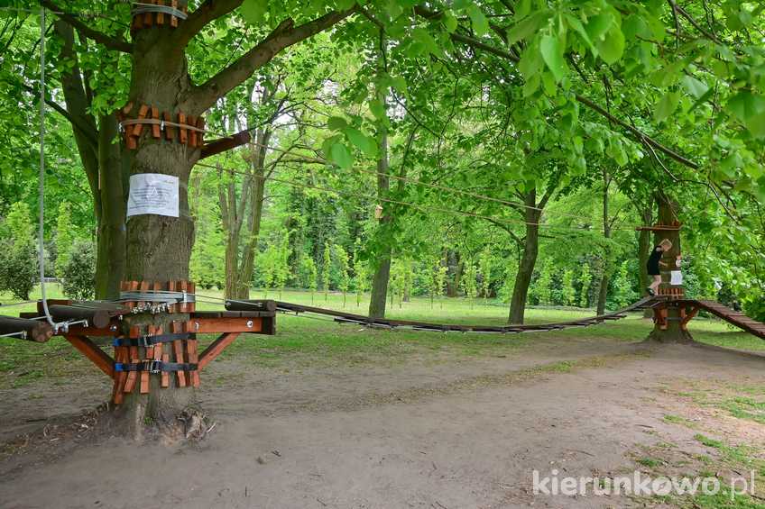 Park linowy przy Jeziorze Kórnickim