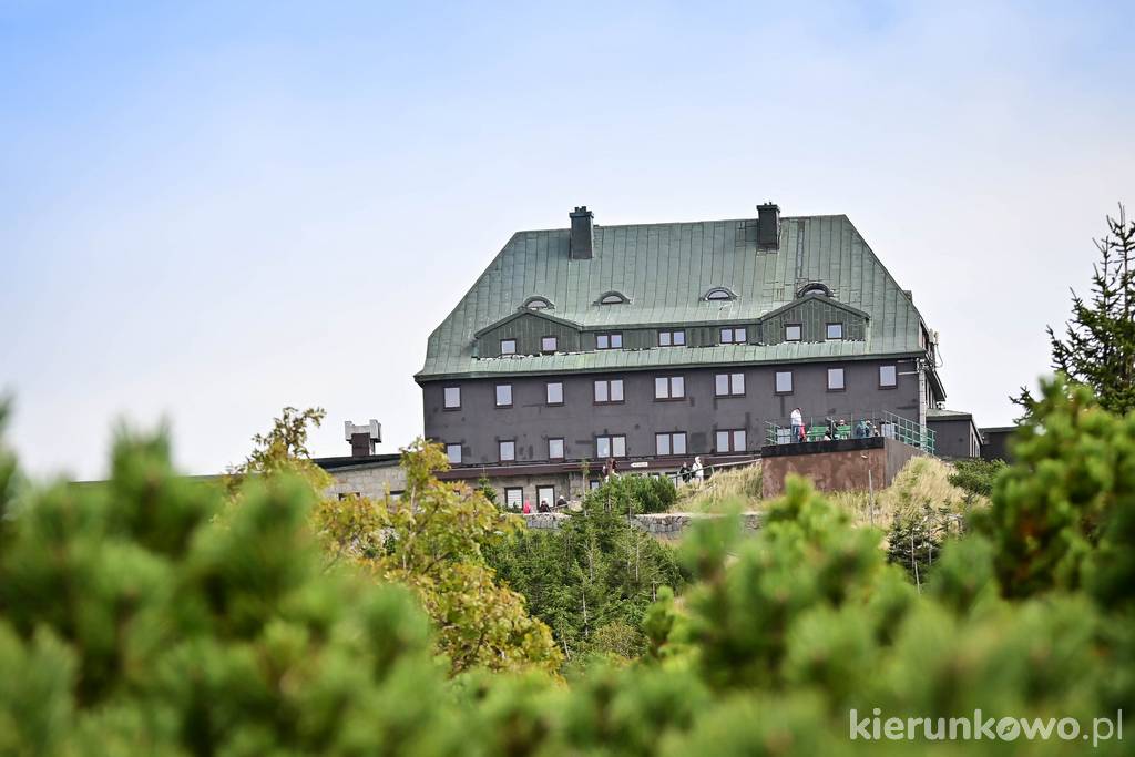 Schronisko Szrenica w Karkonoszach karkonosze