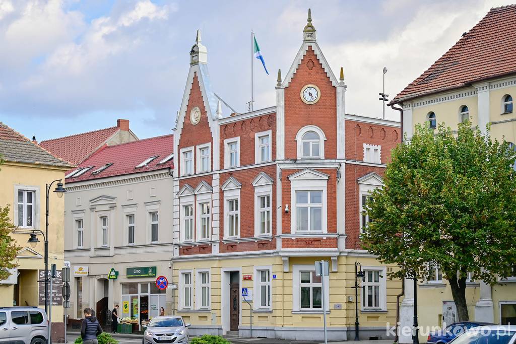 Urząd Miasta i Gminy w Buku