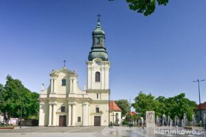 Stary Fordon - rynek i kościół św. Mikołaja